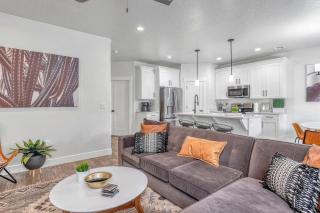 Southern Retreat, Priv Patio with Hot Tub, Zions. - Washington - 8