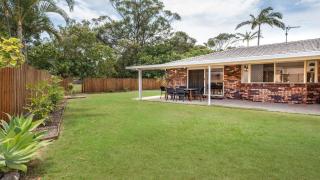 5 Bullando Street Warana QLD - 9