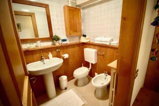 Camera 4 letti +ang cucina/bagno all'interno Villa - 4