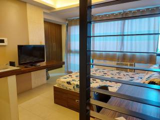 Romantic 1 Bedroom with Pool - 5