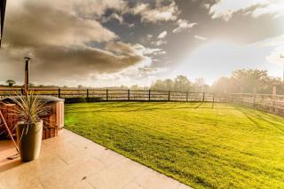 Beautiful Barn Conversion Close To The Broads - 4