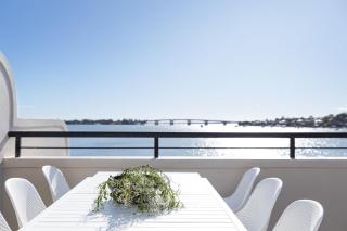Panoramic Water View Apartment - Sylvania - 0