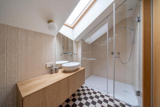 Bright Designer Apartment In City Centre - Riga - 1
