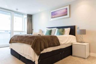 Luxury 3 Bedroom 3 Bathroom Balcony Apartment - Gunwharf Quays Apartments - 9
