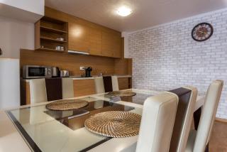 Modern & Cozy 2BD Apartment with Mountain View - Bansko - 2