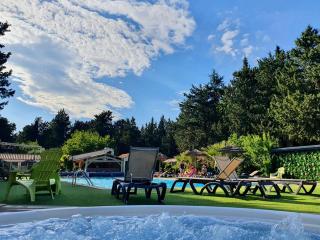 Les hebergements Insolites - Taradeau - 1