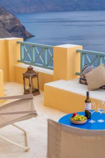 Zoe Aegeas Traditional houses - Oia - 3