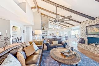 Riverfront R & R - Spicewood - 5