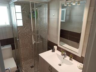 Group & family penthouse 300m from Agios Ioannis subway,metro station! - 6