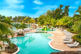 Fantasy Island Beach Resort and Marina - All Inclusive - First Bight - 1