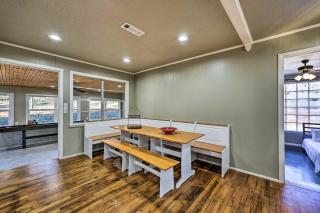 Fayetteville Vacation Rental - 2 Mi to Dtwn! - Fayetteville - 3