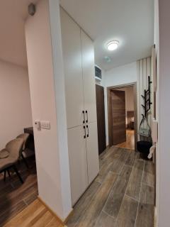 Apartman u centru Kolasina sa garazom - Kolašin - 2