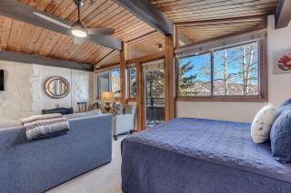 Laurelwood Condominiums 113 - 2