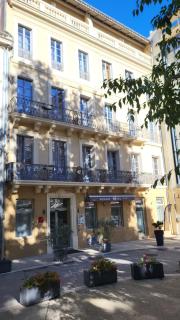 SQUARE HOTEL - Nîmes - 0
