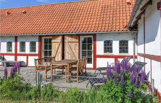 1 Bedroom Beautiful Apartment In Nexø - Neksø - 1