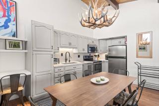 Aspenwood 2 bedroom plus loft J17 - 8