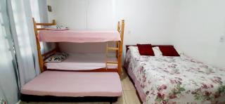 KITNET S2 em TORRES-RS - Na mais bela praia Gaúcha - Cozinha - Banheiro - Ar condicionado - TV smart 32' - Wi-Fi - Estacionamento - Anfitriã Superhost no BnB - Torres - 3