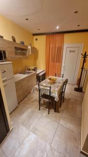 Самостоятелна стая в ,,Приятна ваканционна къща'' - 4