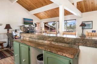 Lakefront Bay View - On the Lake - 4