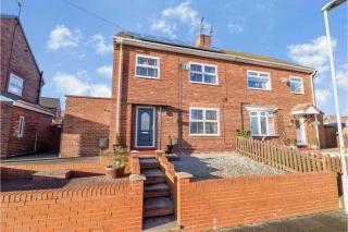 Modern three Bedroom House in great Durham City - 1