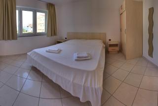 Vis a Vis Apartments - Baška - 1