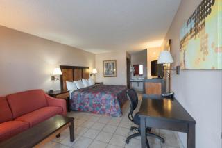 Lebo Inn - - 2