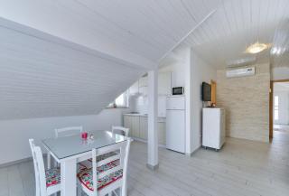 Apartment Liovic - Vir - 7