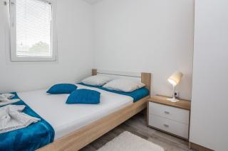 Apartments Ivanusevic - Vir - 7