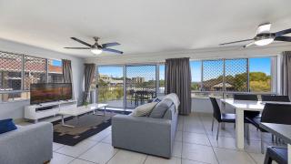 Cheltenham Apartments Unit 6 Kings Beach QLD - Caloundra - 4