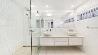 Kings Edge Unit 10 Kings Beach QLD - 1