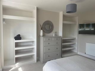 Modern, central bungalow with Large Garden - Bournemouth - 6