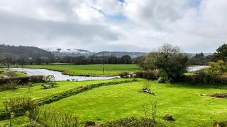 Riverside Chalet in heart of Lampeter, West Wales - Lampeter - 0