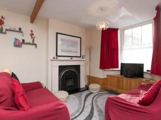 Pass the Keys Comfortable Stone Built Cottage in Menai Bridge - Menai Bridge - 0