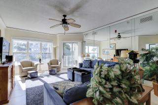 6205 Hampton Place - 1