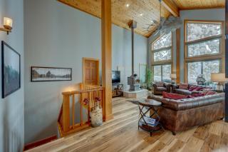 Heaven by the Lake - Truckee - 8