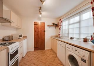 Little Doric - Woodbridge - 6
