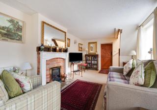 Little Doric - Woodbridge - 8