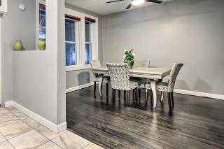 Quiet Chicago Townhome Walk to Subway Stations - 2