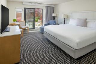 The Lodge at Tiburon - Tiburon - 8