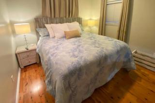 Panama City Cottage Comfort - 4