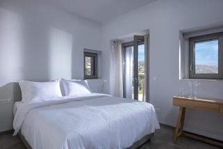Luxury Villa with Stunning Views in Agios Nikolaos - 9