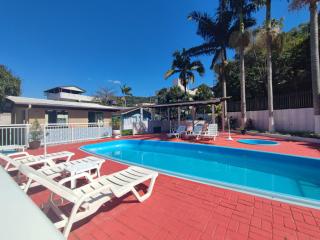BRUNO KLEMTZ DK4 CASA PISCINA CHURRASQUEIRA SINUCA 3 AR WIFI 3 VaGAS 3 DORM - Itapema - 9