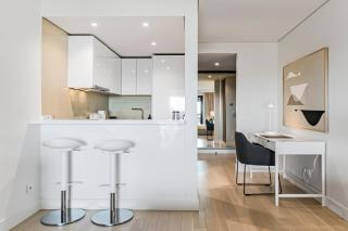 Studio in Cascais -Sea View -Pool - Cascais - 4