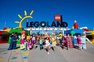 Expansive Ocean View, Private Balcony, Across from Beach - 7