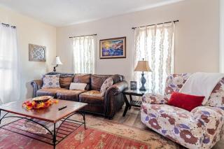 Cottage in the Falls, 2 b, 2 bath, fireplace - Cuyahoga Falls - 0