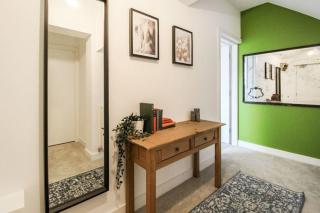 Luxurious 2 Bedroom Apartment in City Centre - Nottingham - 6