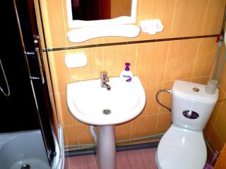 2 КОМНАТЫ 4 дивана ЧКАЛОВА-САДОВАЯ "Сити центр" 2 этаж WI-FI 2 этажный отдельный дом - 2