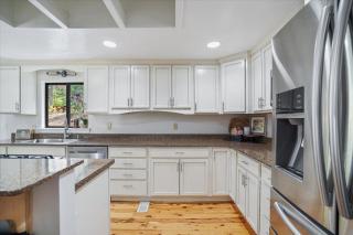 Serene Park City MTN Home Hot Tub 6BR4BA & AC - 7