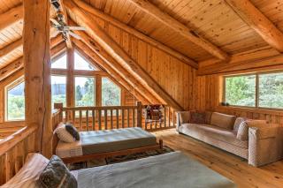 13 Mi to Ski Slopes Log Home on 60 Private Acres! - McCloud - 1