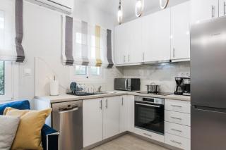 Luxury seaside apartment next to Starbucks opossite the beach park of Flisvos - Atene - 5